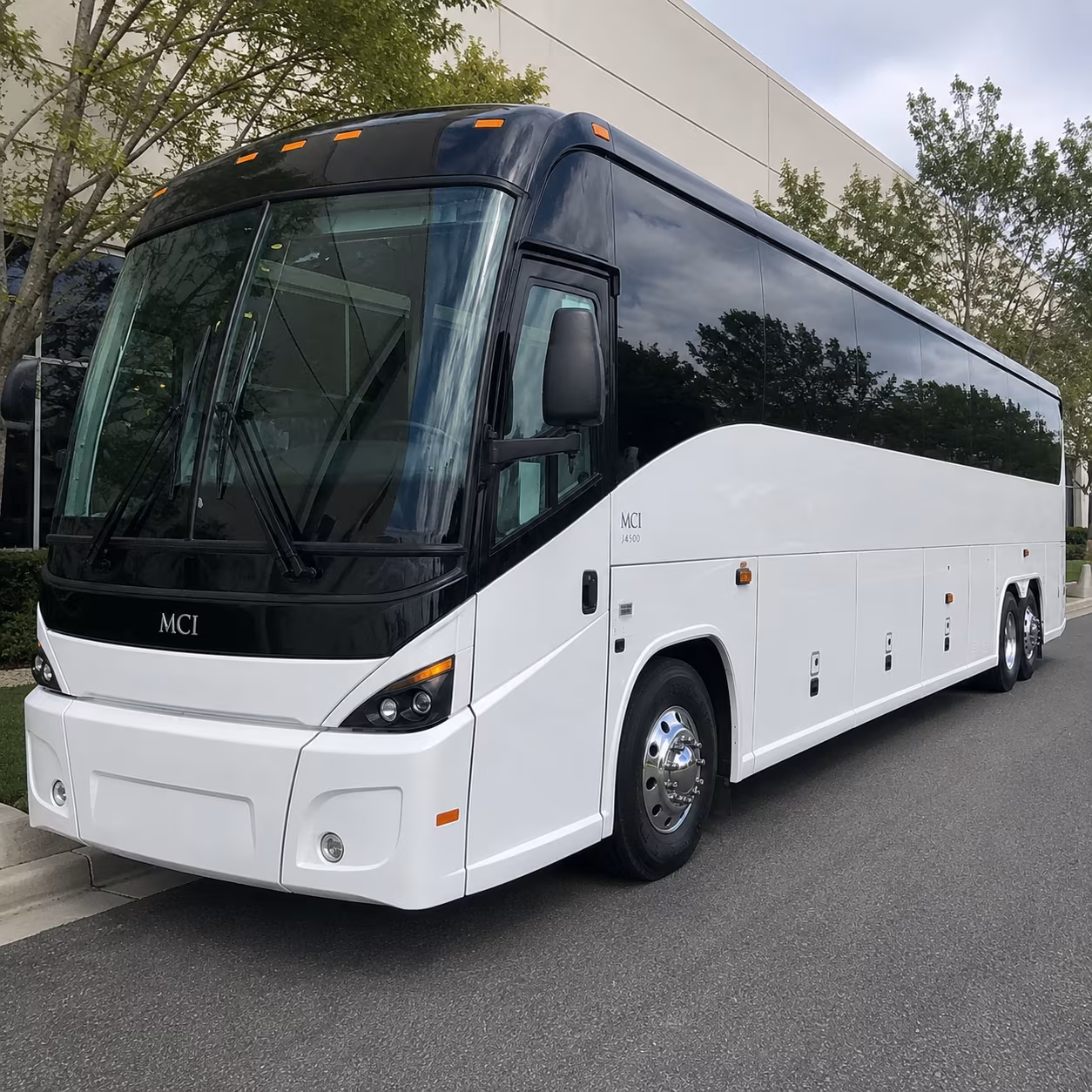 choosing the right bus size for your league city airport run