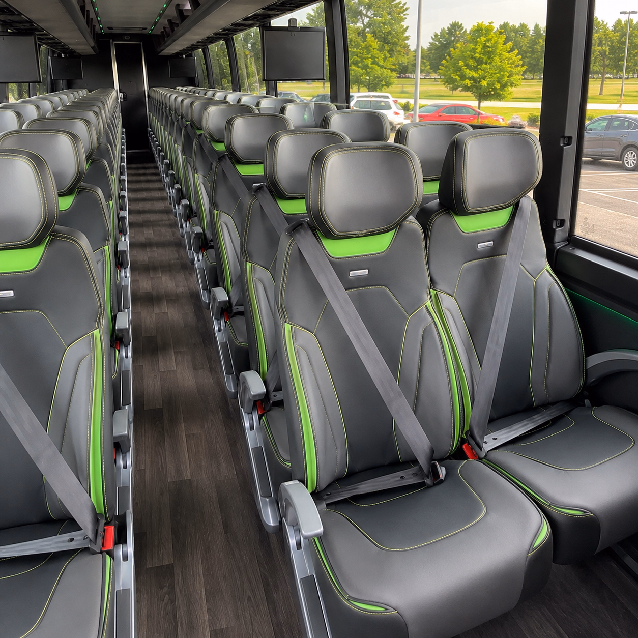 iah charter bus rentals for large groups flying into houston